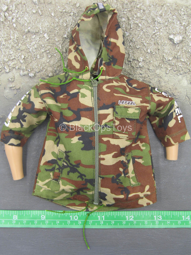 Load image into Gallery viewer, Casual Wear - Woodland Camo Jacket
