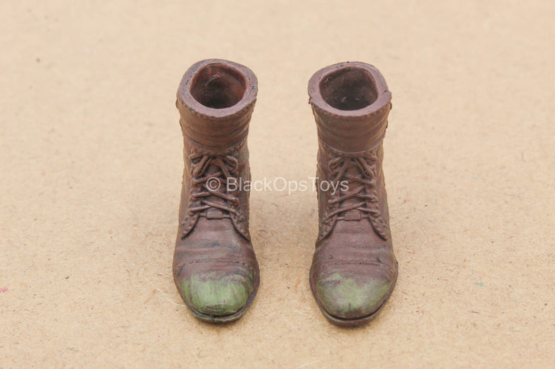Load image into Gallery viewer, 1/12 - Newt Scamander - Weathered Brown Boots (Peg Type)
