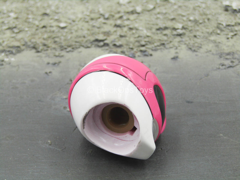 Load image into Gallery viewer, Power Rangers - Pink Ranger - Pink Helmeted Head Sculpt
