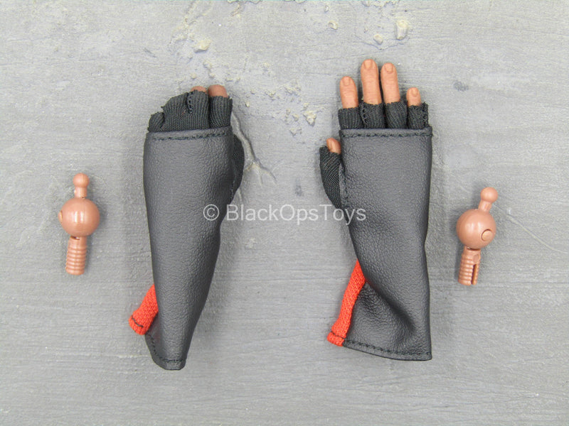Load image into Gallery viewer, Dead Soldier - African American Hand Set w/Gloves

