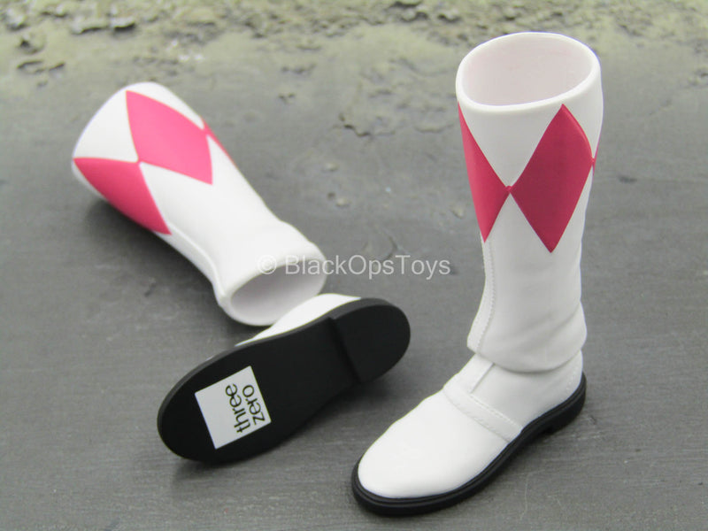 Load image into Gallery viewer, Power Rangers - Pink Ranger - White &amp; Pink Boots (Peg Type)
