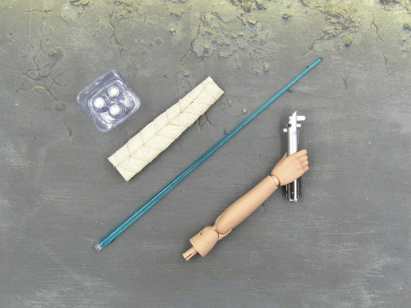 Load image into Gallery viewer, STAR WARS - Rey Jedi Training - Arm w/Light Up Lightsaber
