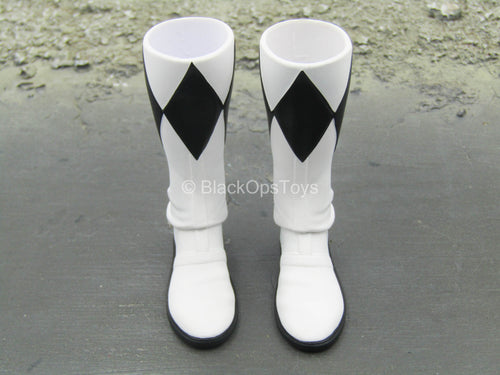 Power Rangers - Black Ranger - White & Black Boots (Peg Type)
