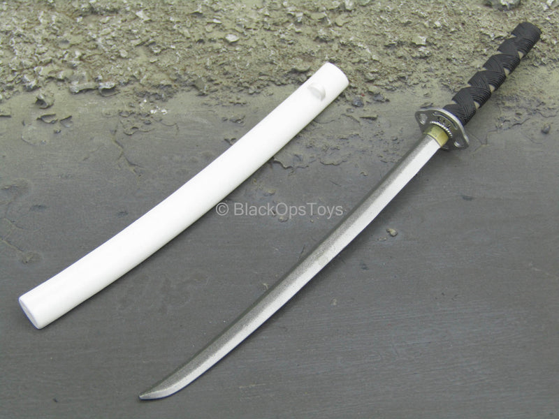 Load image into Gallery viewer, White Ninja - Metal Katana Sword w/White Sheath
