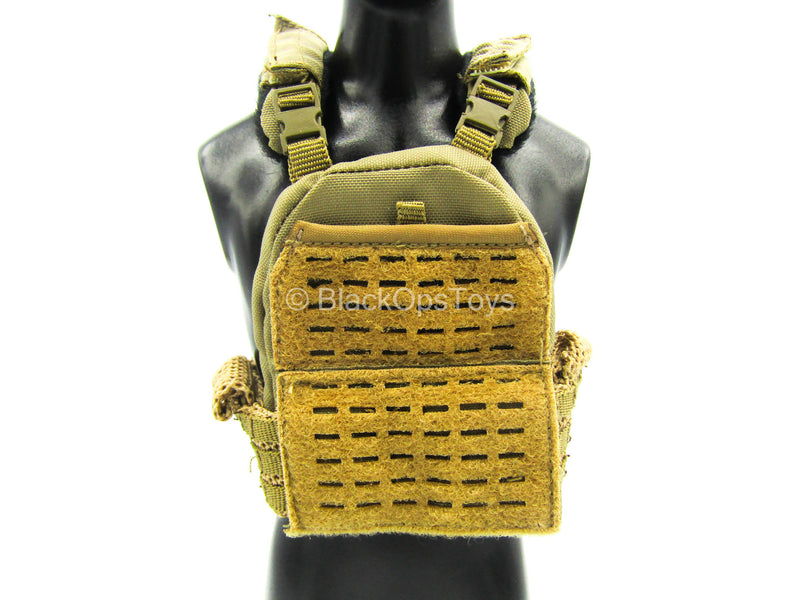 Load image into Gallery viewer, Operation Red Sea PLA Medic - Tan Combat Vest
