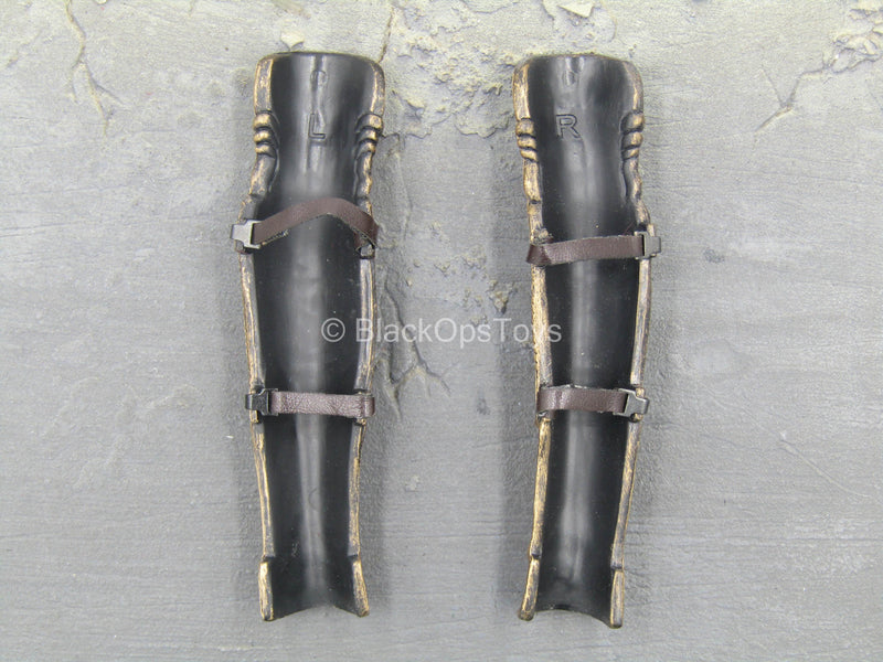Load image into Gallery viewer, Spartan Goddess Of War - Female Greaves
