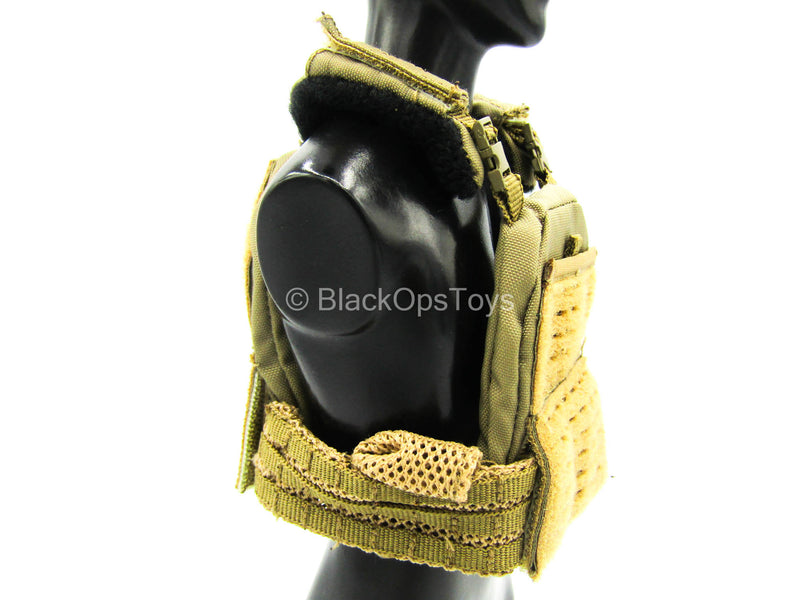 Load image into Gallery viewer, Operation Red Sea PLA Medic - Tan Combat Vest
