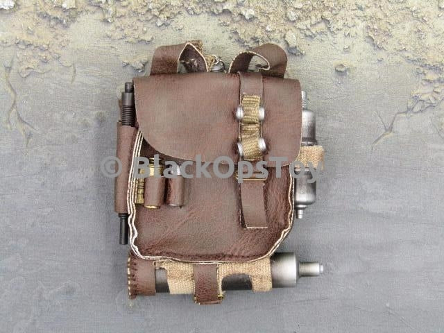 Load image into Gallery viewer, Star Wars The Force Awakens 1/6th scale Rey and BB-8 Backpack &amp; Accessories
