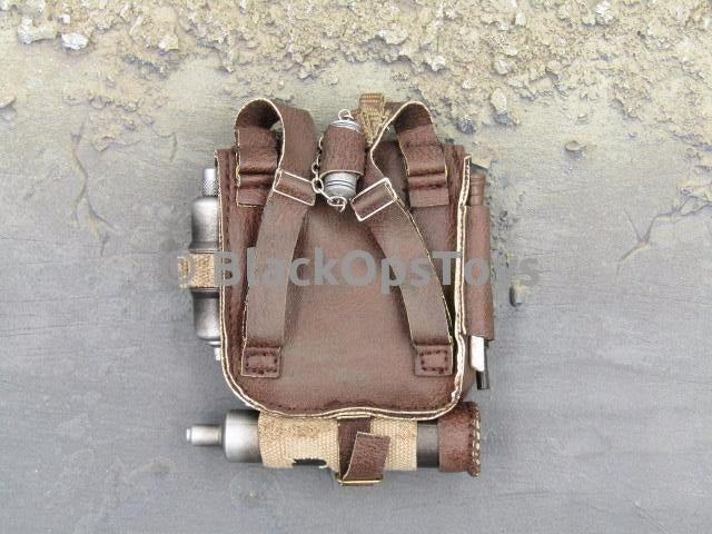 Load image into Gallery viewer, Star Wars The Force Awakens 1/6th scale Rey and BB-8 Backpack &amp; Accessories
