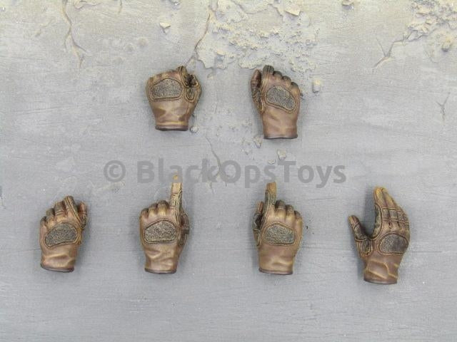 Load image into Gallery viewer, Star Wars The Force Awakens 1/6th scale Rey and BB-8 Female Gloved Hands x6
