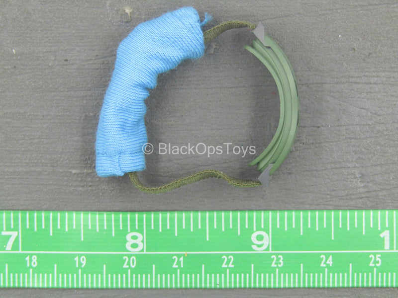 Load image into Gallery viewer, Female PLA Peacekeeper - Green Goggles w/Blue Dust Cover
