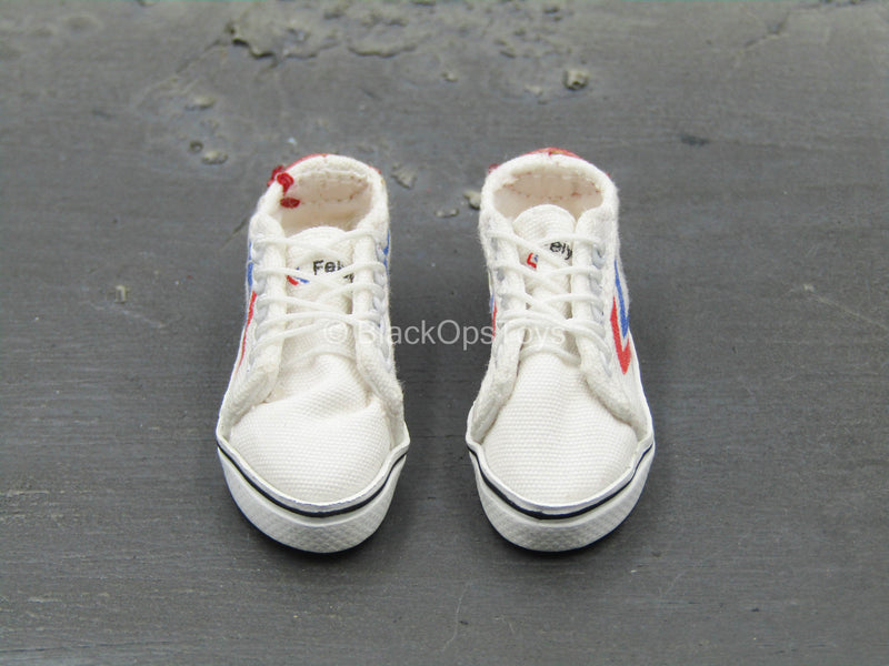 Load image into Gallery viewer, Shock Worker HanMeiMei - Female White Shoes (Foot Type)
