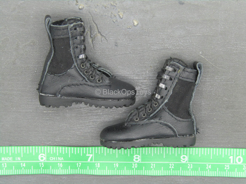 Load image into Gallery viewer, Riverine Ops Rifleman - Black Combat Boots (Foot Type)
