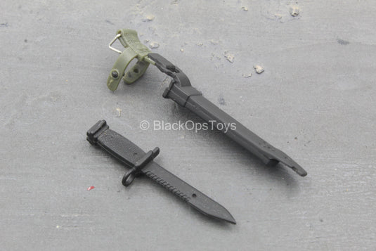 JGSDF Motorcycle Recon Woman - Black Combat Knife w/Sheath