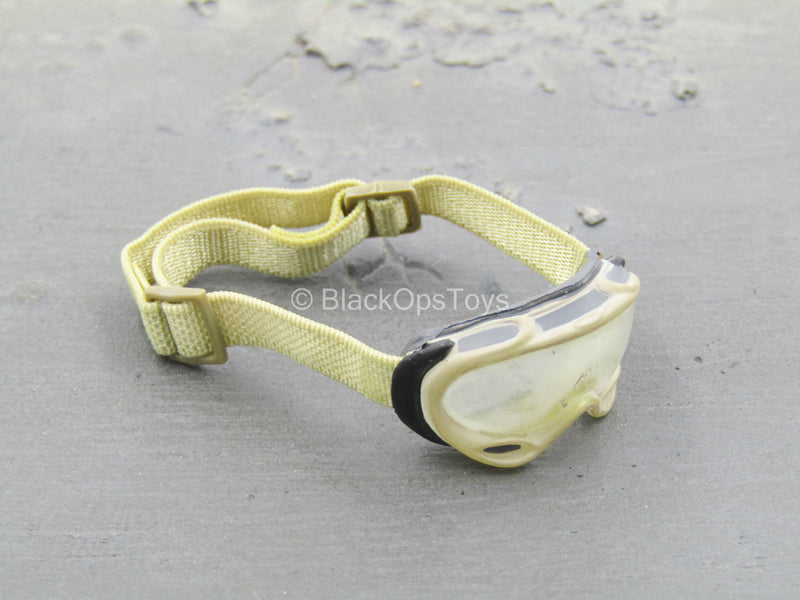 Load image into Gallery viewer, U.S. Navy Seal Team 3 - Tan Goggles
