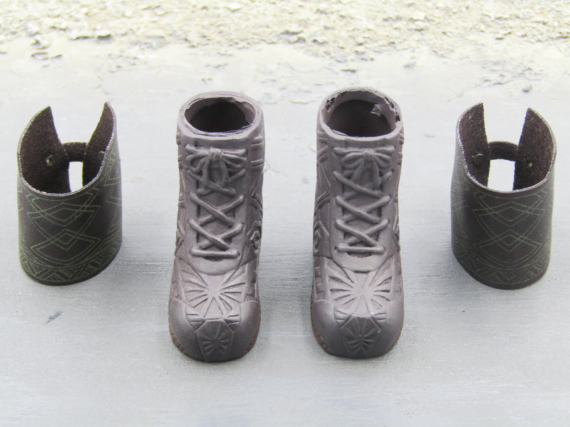 Load image into Gallery viewer, LOTR - Gimli Son Of Gloin - Brown Boots w/Leg Guards (Foot Type)

