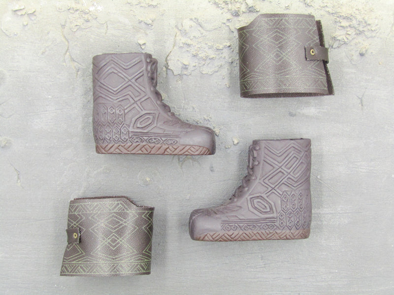 Load image into Gallery viewer, LOTR - Gimli Son Of Gloin - Brown Boots w/Leg Guards (Foot Type)

