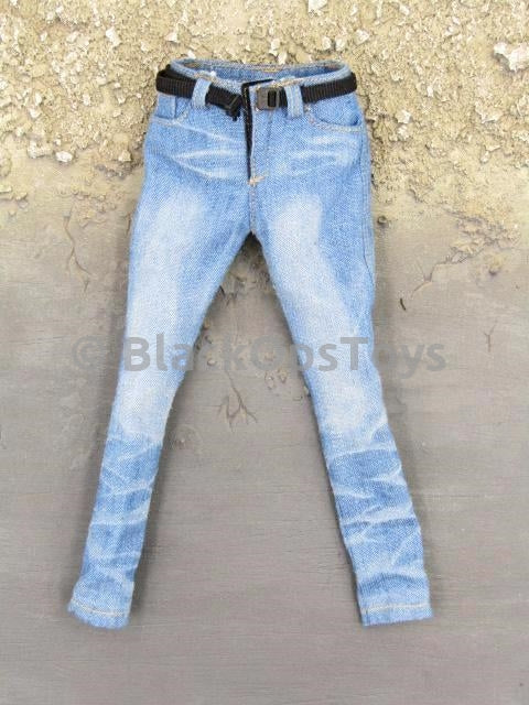 Load image into Gallery viewer, VTS Darkzone Agent Tracy &quot;R&quot; Blue Coat Version Female Light Blue Skinny Jeans w/Black Belt
