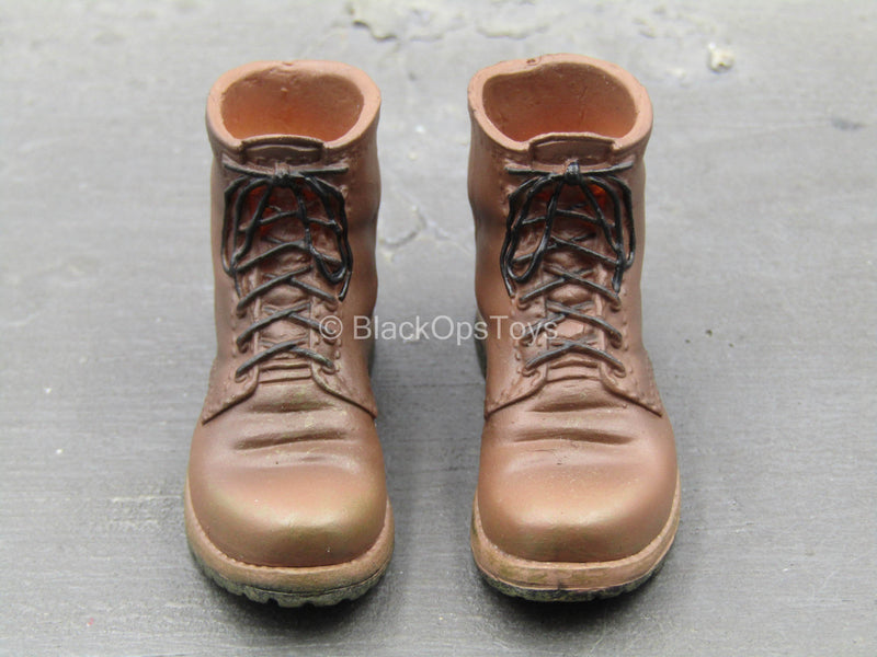 Load image into Gallery viewer, Terminator T-800 - Brown Boots (Peg Type)
