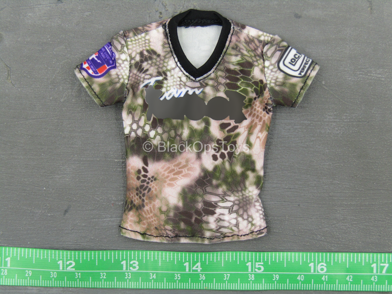 Load image into Gallery viewer, Female Sport Clothing - Kryptek Camo Shirt (Type 4)
