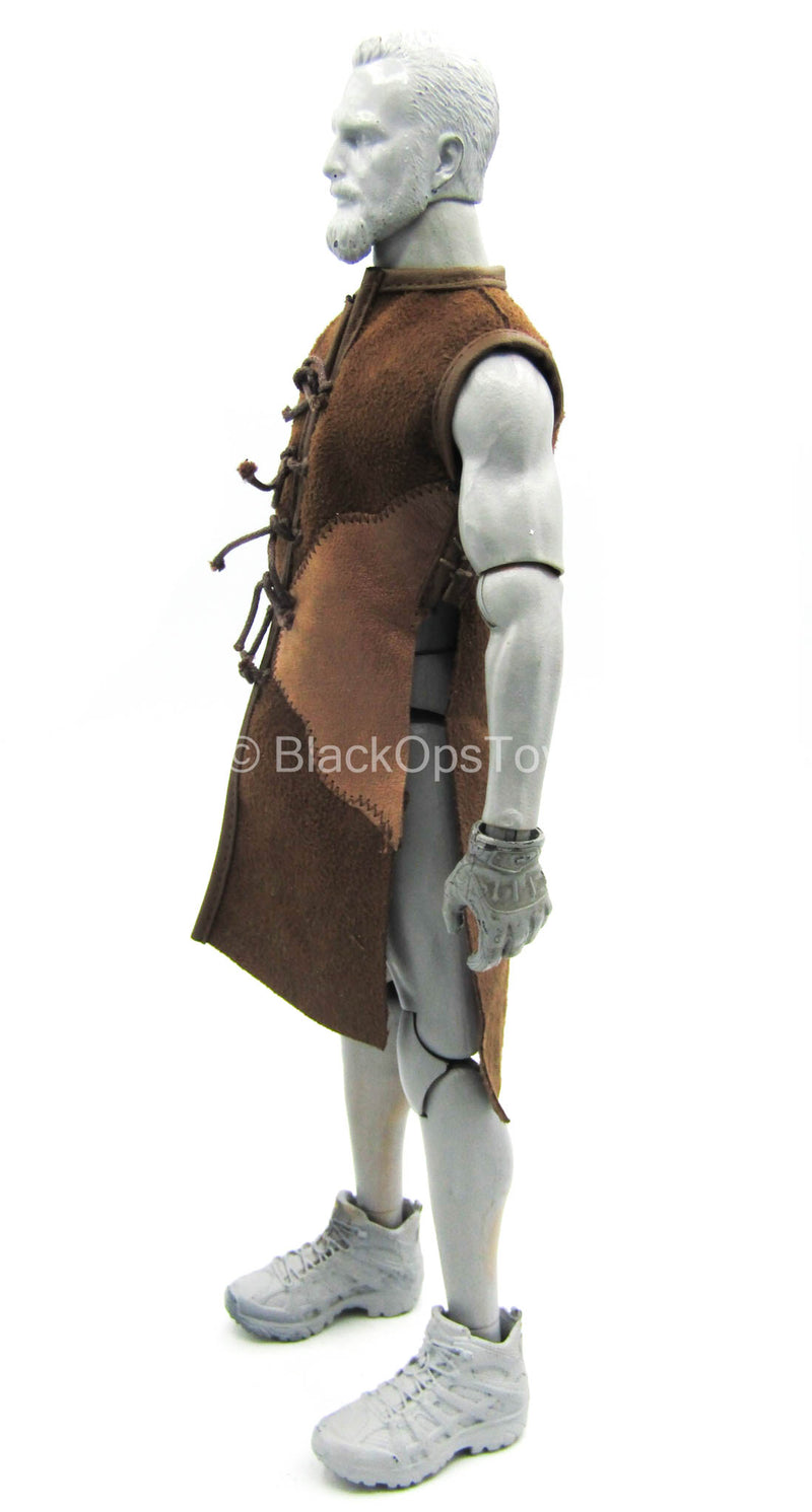 Load image into Gallery viewer, LOTR - Aragorn - Brown Sleeveless Jerkin
