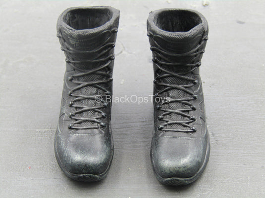 Dead Soldier - Black Boots (Foot Type)