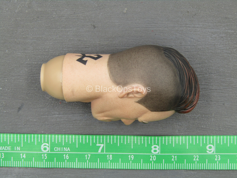 Load image into Gallery viewer, Club 3 - Peak Chen - Male Base Body w/Head Sculpt
