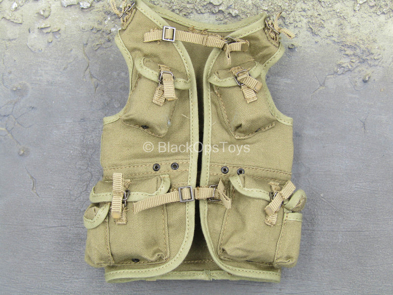 Load image into Gallery viewer, WWII - US Rangers - Tan Vest
