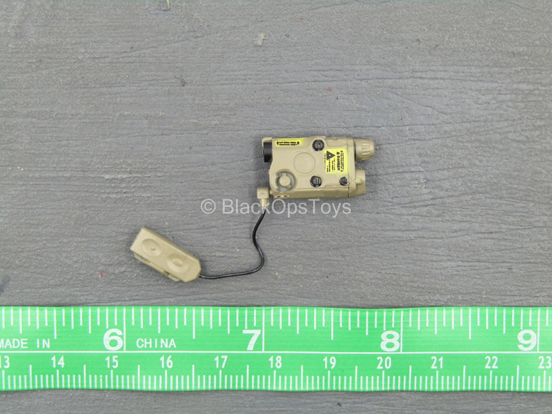 Load image into Gallery viewer, Tan PEQ w/Pressure Switch
