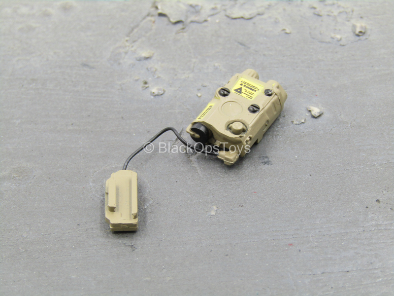 Load image into Gallery viewer, Tan PEQ w/Pressure Switch

