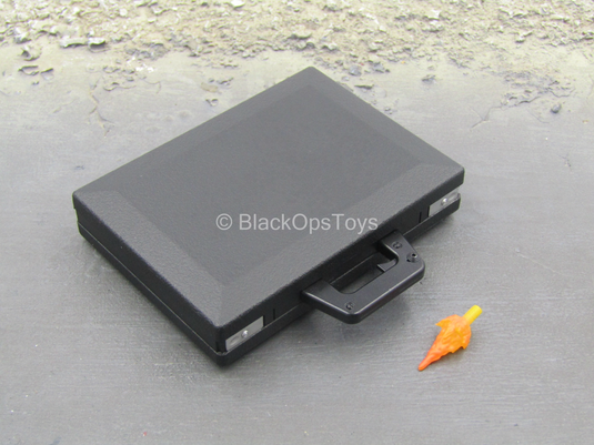 Club 3 - Peak Chen - MP5K Submachine Gun w/Case & Blasting FX