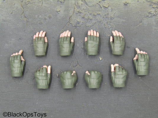 Witch Service Company Grainne - Green Female Gloved Hand Set