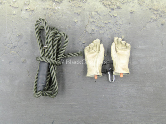 US Air Force Combat Controller - Gloved Hand Set w/Coiled Rope