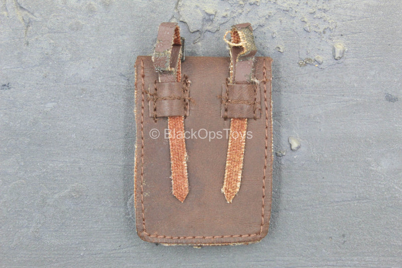 Load image into Gallery viewer, WWII - SS Obersturmführer - Brown Leather Like Satchel
