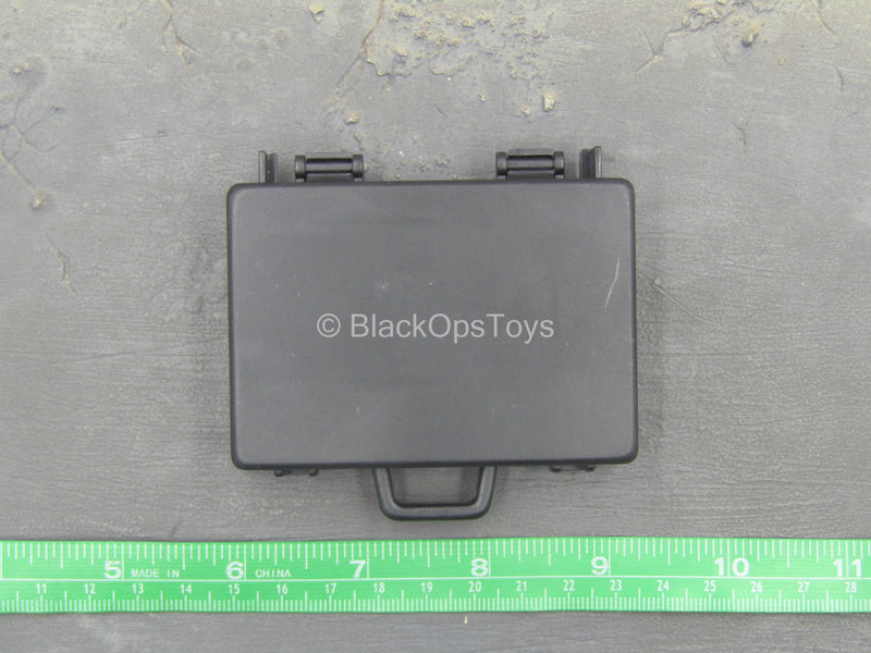 Load image into Gallery viewer, World Peacekeepers Secret Agent - Black Briefcase w/Molded Gear
