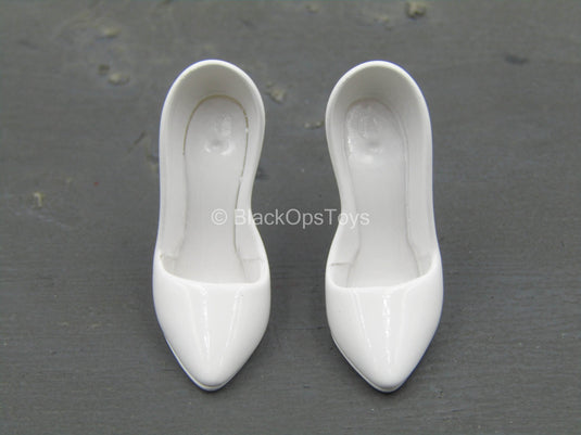 Nurse B - White High Heels (Foot Type)