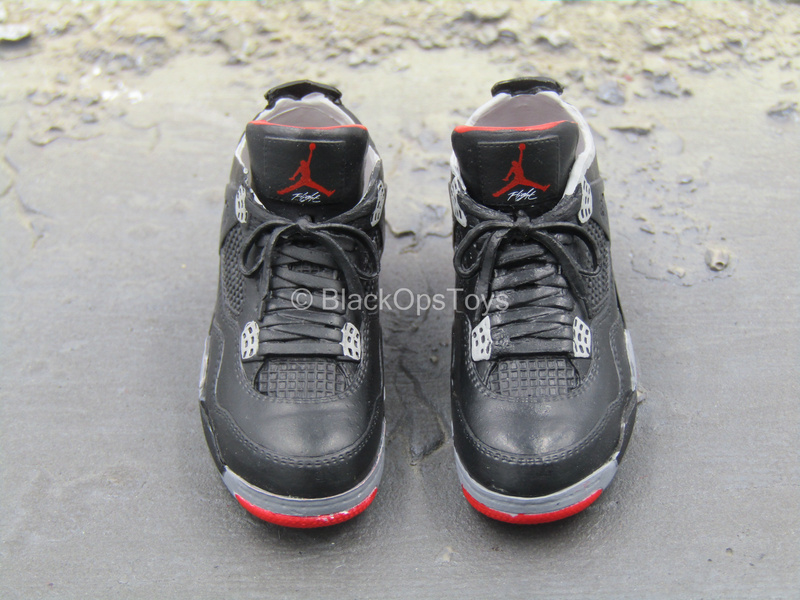 Load image into Gallery viewer, Michael Jordan - Air Jordan 4 Retro OG Bred (Peg Type)
