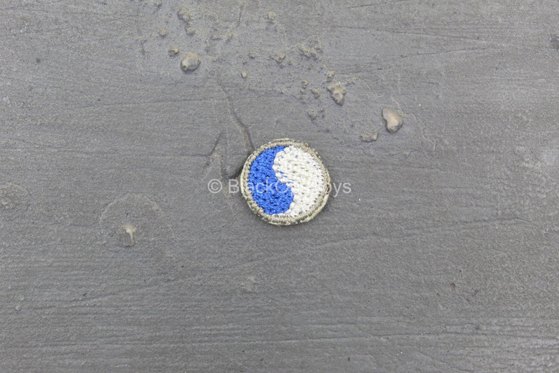 Load image into Gallery viewer, WWII - 29th Infantry Division - Blue &amp; Grey Patch
