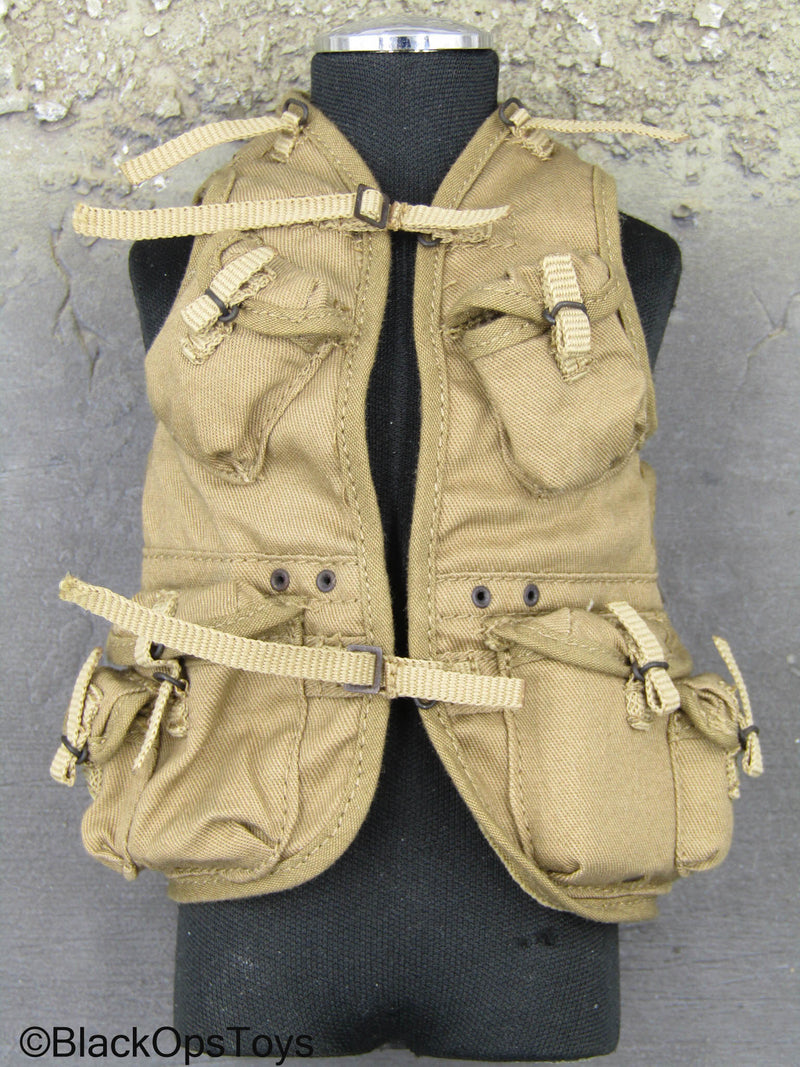 Load image into Gallery viewer, WWII 2nd Ranger Infantry Battalion - Tan Combat Vest
