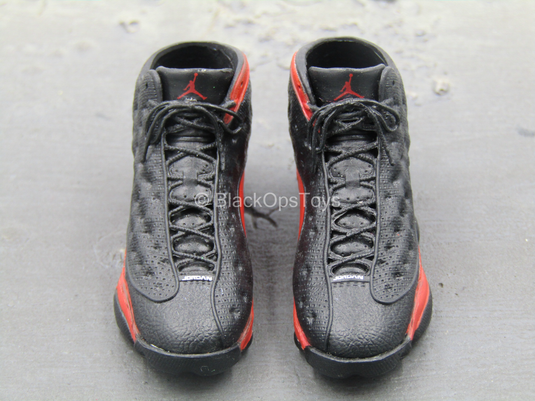 Michael Jordan - Air Jordan 13 Bred Black Cat (Peg Type) – BlackOpsToys