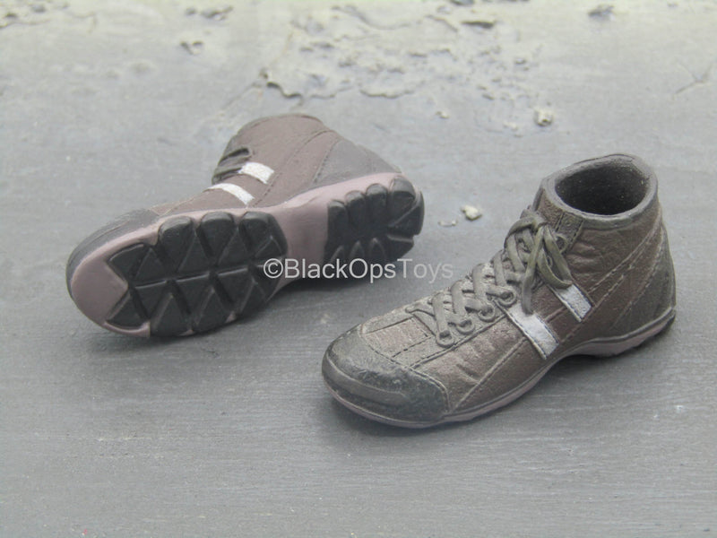 Load image into Gallery viewer, The Dark Knight - Joker - Brown Shoes (Peg Type)

