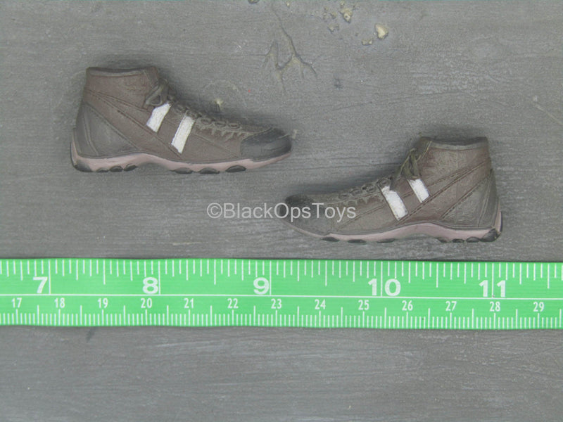 Load image into Gallery viewer, The Dark Knight - Joker - Brown Shoes (Peg Type)
