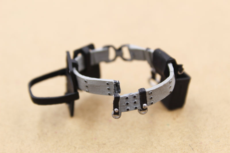 Load image into Gallery viewer, 1/12 - Ghostbusters - Utility Belt w/Radio &amp; Trap Pouch
