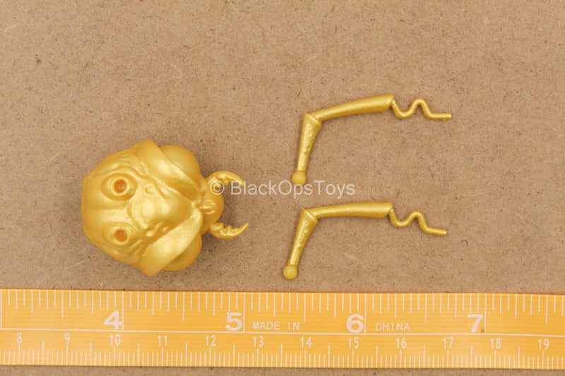 Load image into Gallery viewer, 1/12 - Gomez The Roach - Plastic Gold Like Head Sculpt
