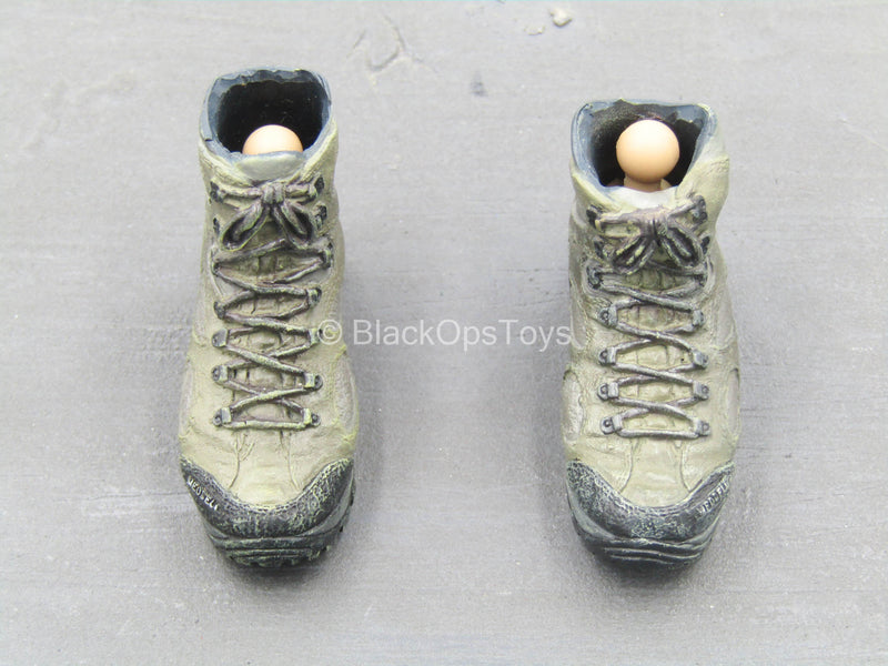 Load image into Gallery viewer, US Navy - SEAL Team Ten - Brown Boots (Foot Type) w/Feet
