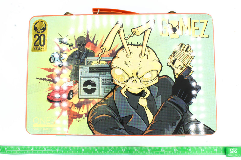 Load image into Gallery viewer, 1/1 - Gomez The Roach - Metal Lunch Box
