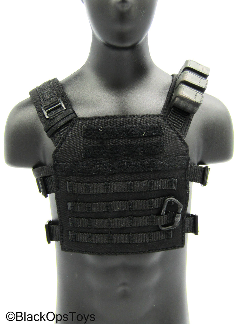 Load image into Gallery viewer, Deadpool 2 Cable - Black MOLLE Combat Vest
