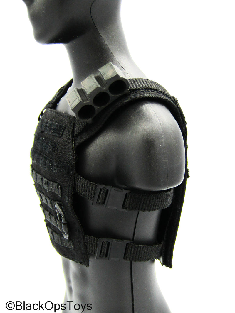 Load image into Gallery viewer, Deadpool 2 Cable - Black MOLLE Combat Vest
