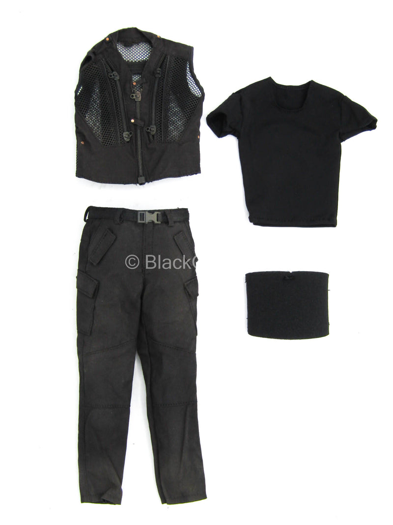 Load image into Gallery viewer, Mr. Stone - Black Vest &amp; Pants Set
