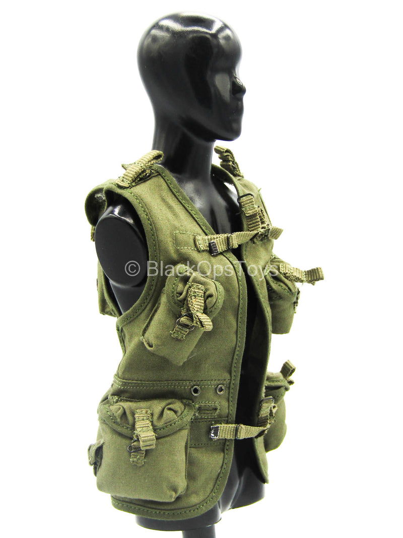 Load image into Gallery viewer, WWII - US Army Uniform Set - Green Tactical Vest
